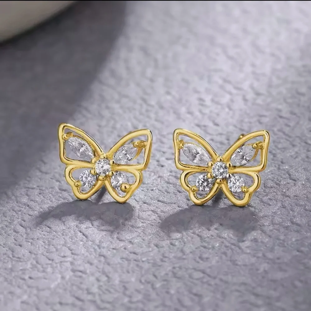 NWT Gold 925 Sterling Silver Gold Plated Butterfly Earrings - Picture 2 of 3